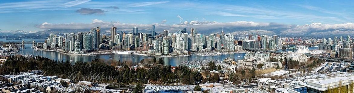 Vancouver In Snow 2017 VS395A