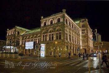 Vienna OperaHouse 3242 Lres